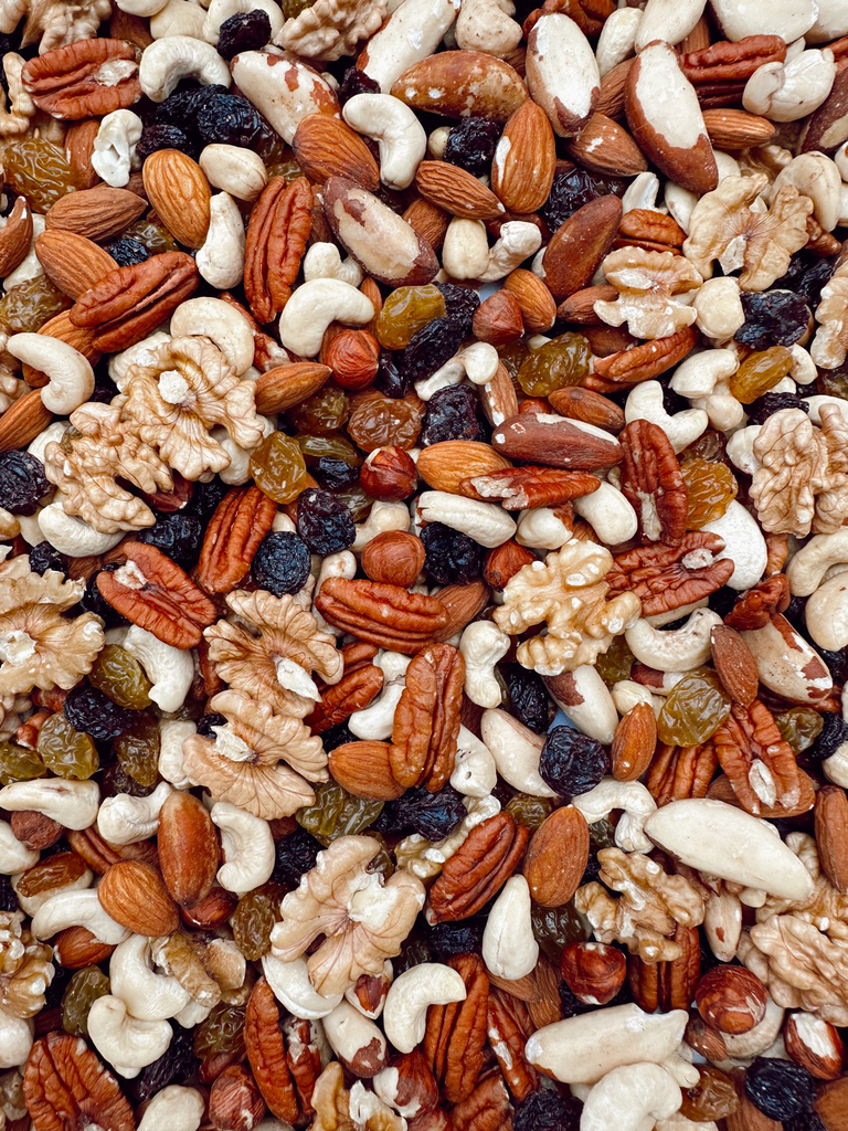 Karışık Kuruyemiş Çiğ Üzümlü